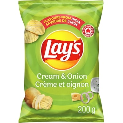 Lay's Cream & Onion ridged flavoured potato chips 200 g
